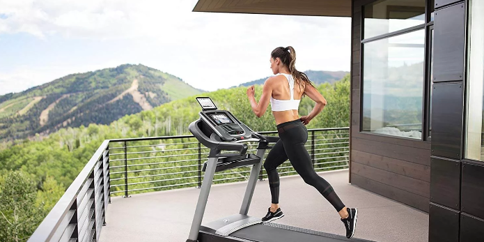 manual vs electric treadmill 