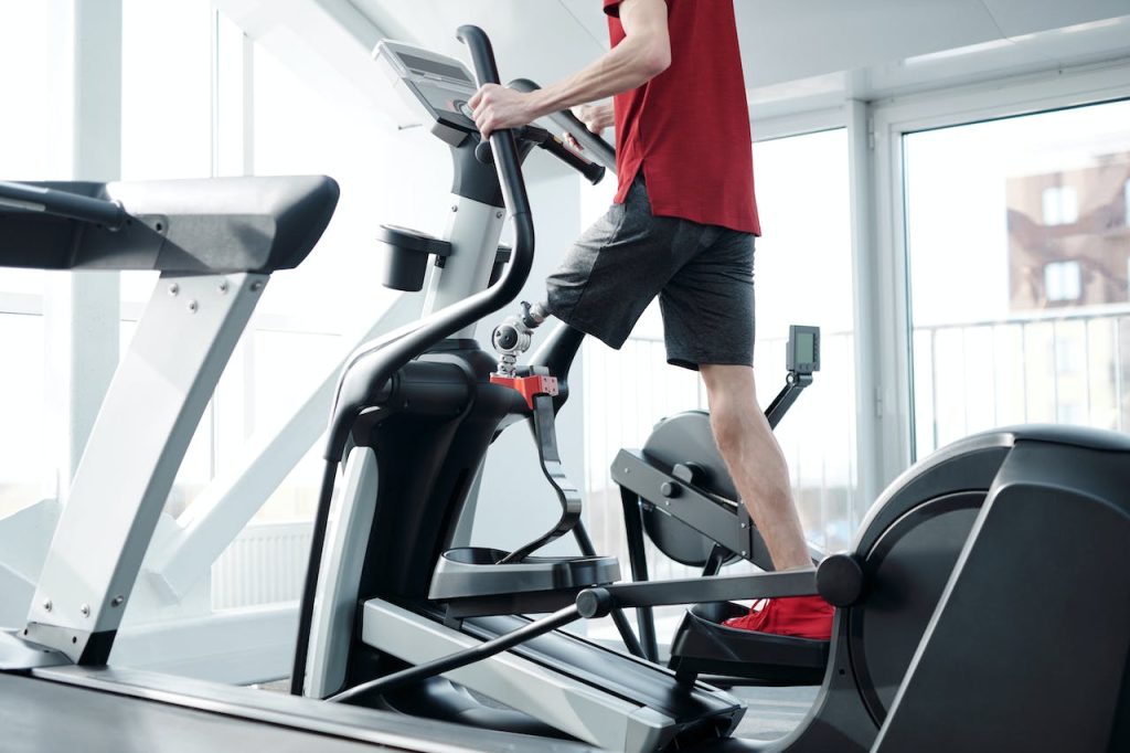 how to protect knees on elliptical